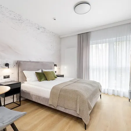 Break Plac Wolnosci 6 Apart-hotel 3*