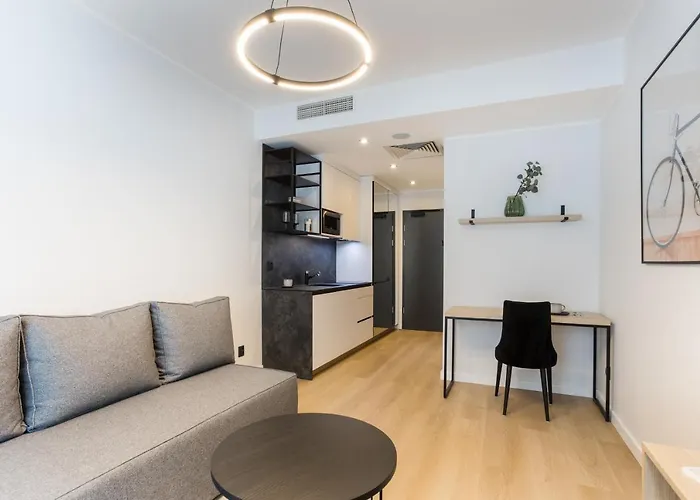 Break Plac Wolnosci 6 מלון דירות 3*