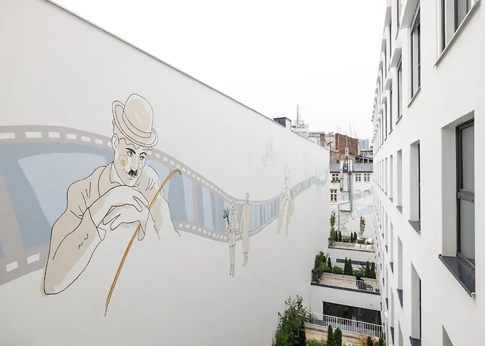 Break Plac Wolnosci 6 מלון דירות 3*