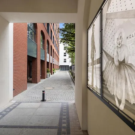 Break Plac Wolnosci 6 公寓式酒店 3*